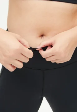 Flattering High Waist 7/8 Tights, Black